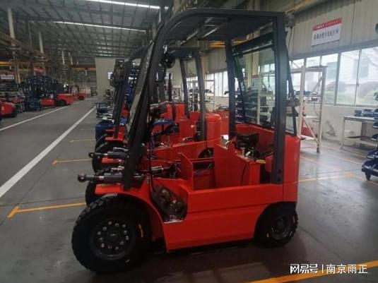 雨正新消息：叉车特种设备制造许可证办理流程和条件(图2)