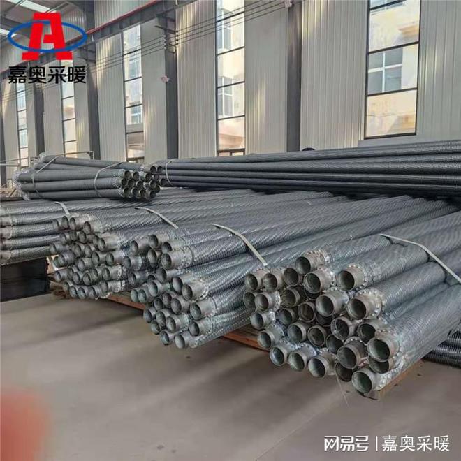 整体螺旋翅片管散热器(图1)
