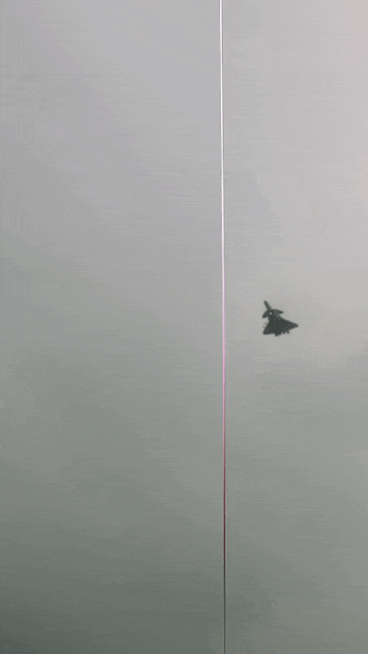 敌人倒吸冷气！歼-20“野兽模式”刷爆全网挂满14枚空空导弹！网友：不要隐身了？(图8)