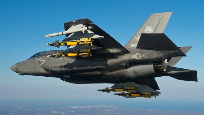 敌人倒吸冷气！歼-20“野兽模式”刷爆全网挂满14枚空空导弹！网友：不要隐身了？(图12)