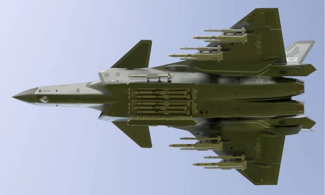 敌人倒吸冷气！歼-20“野兽模式”刷爆全网挂满14枚空空导弹！网友：不要隐身了？(图14)