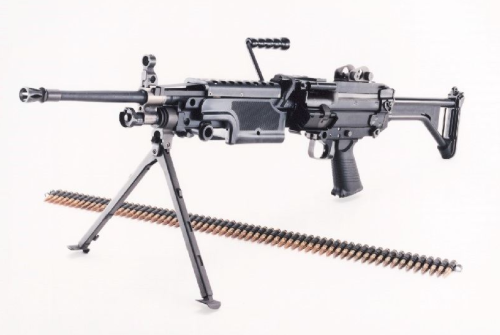 Im（中国体育）：最离奇的死法？日本自卫队员被机枪砸中胸口当场死亡！丨轻武专栏(图4)