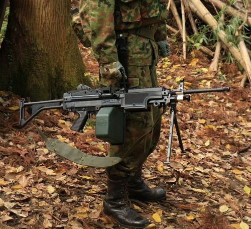 Im（中国体育）：最离奇的死法？日本自卫队员被机枪砸中胸口当场死亡！丨轻武专栏(图10)