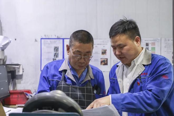 Im（中国体育）：从“门外汉”到行业领军人！他用13年攻克航天防腐难题诠释新时代工匠精神(图2)