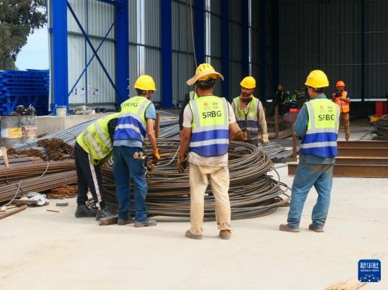 通讯丨这是“希望大桥”——突尼斯民众盼中企承建大桥项目顺利完工(图1)