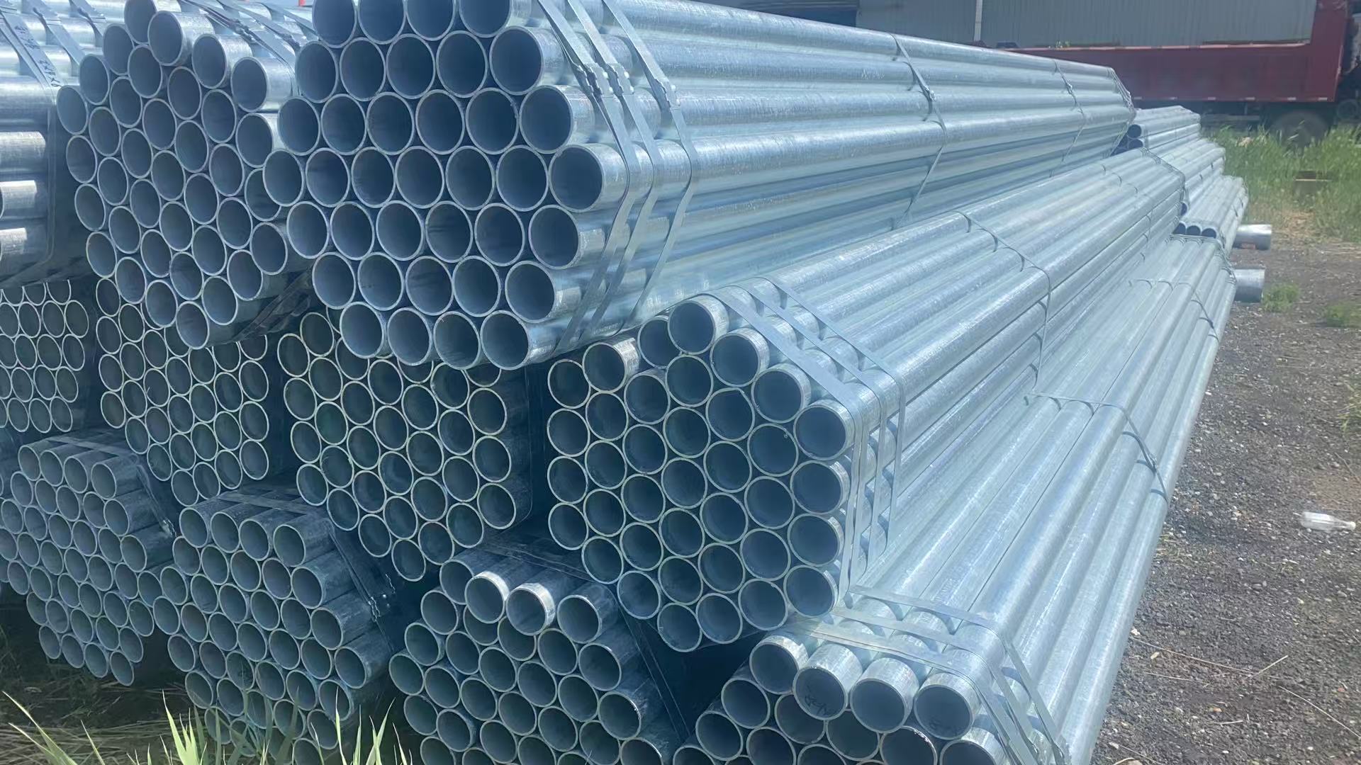 Im体育网站：2026当前2026年天津镀锌无缝钢管厂家排行榜单推荐(图3)