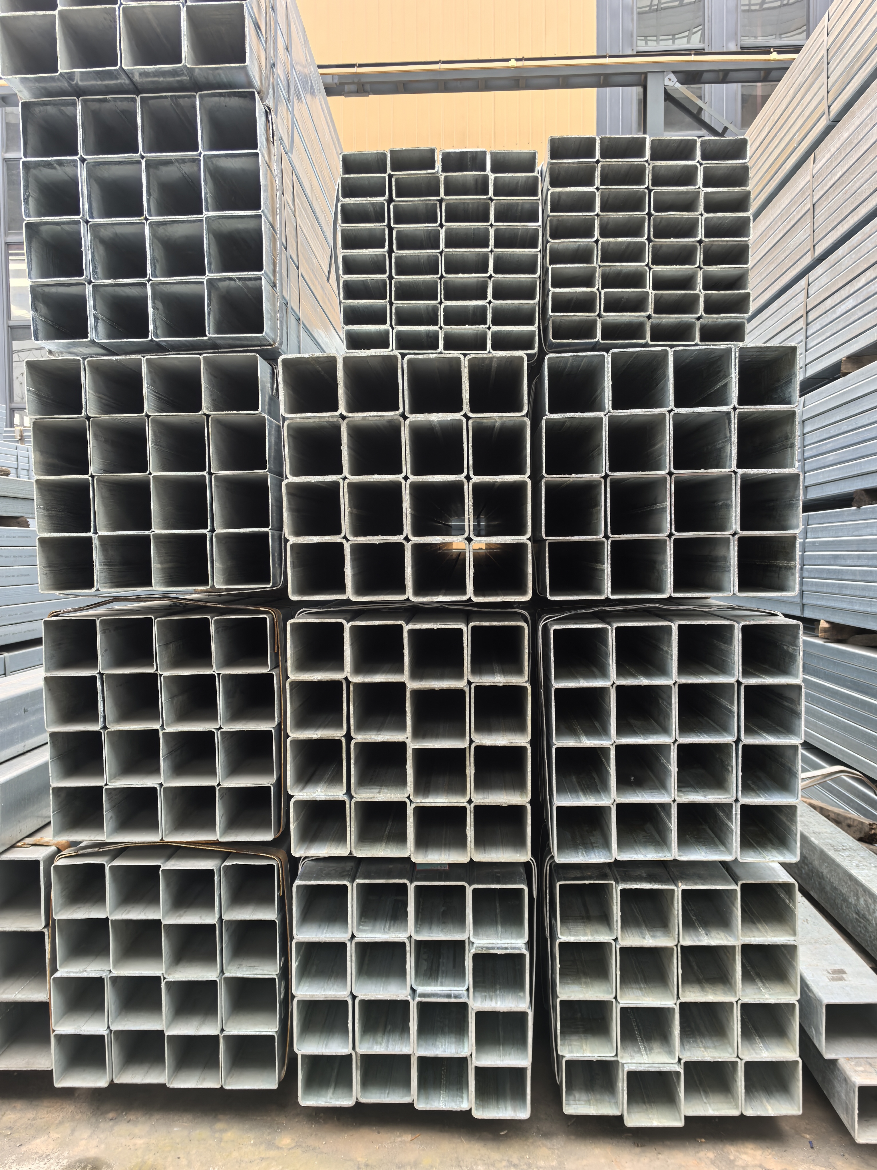 焊管采购指南：云南地区实力厂家评测与推荐(图1)