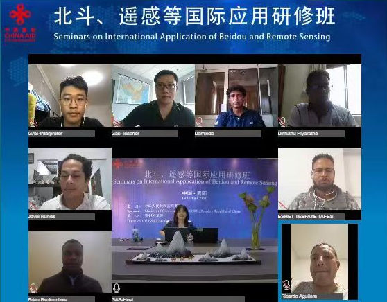 济南职业学院高层次人才风采只缘身在此山中：用年华科研用才华育人(图4)