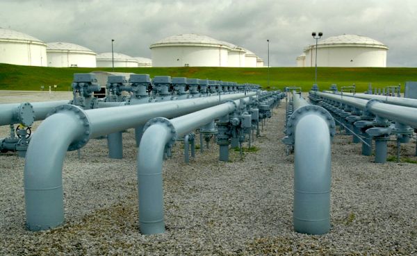 Im（中国体育）：无溶剂耐潮湿改性环氧涂料：南通欧尼特新材料的海洋防腐解决方案(图1)