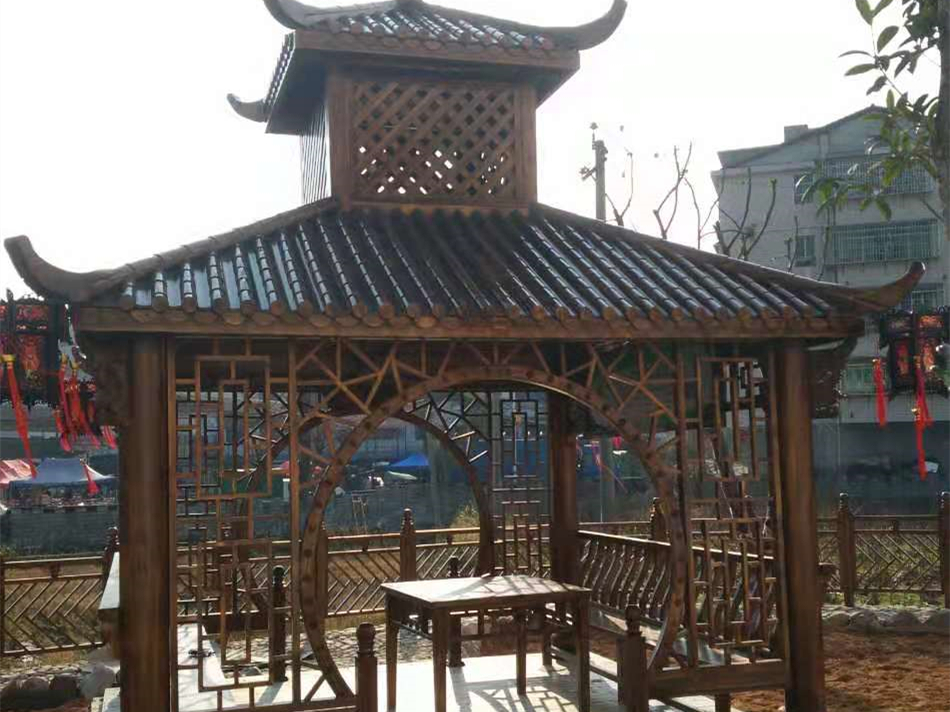 Im体育网站：防腐木定制厂家权威推荐：6家顶尖厂商助力项目品质与成本双赢(图2)