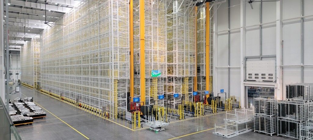 Im体育网站：广汽本田首款量产新车P7下线新能源工厂正式落成(图4)