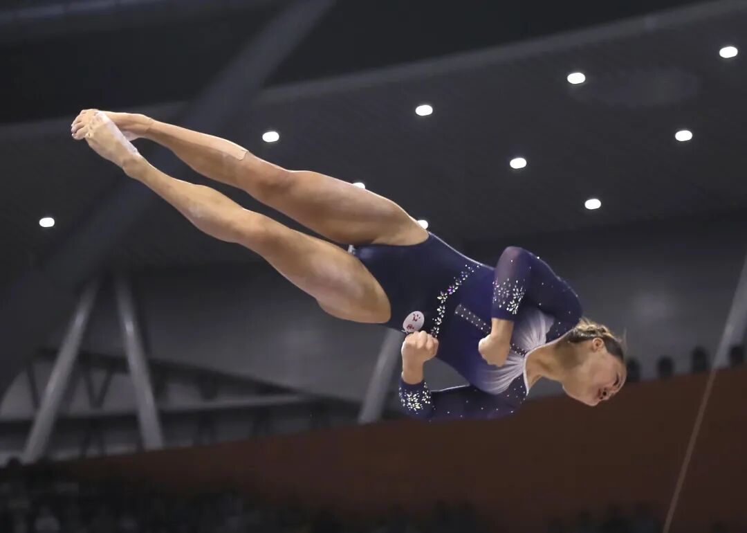 宜春姑娘邓娅兰夺得全运会体操女子跳马冠军(图3)