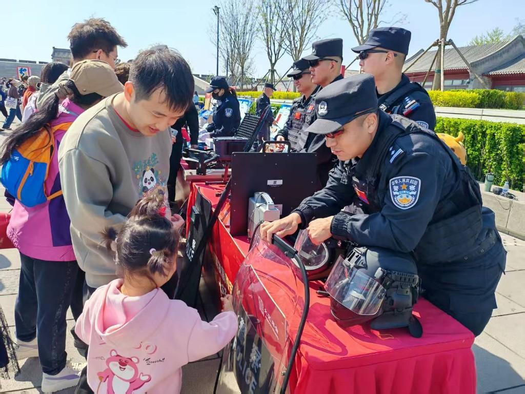 全民国家安全教育日：全域联动筑防线科技青春守国安(图2)